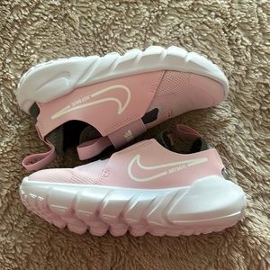 New!!❤️NIKES❤️❤️